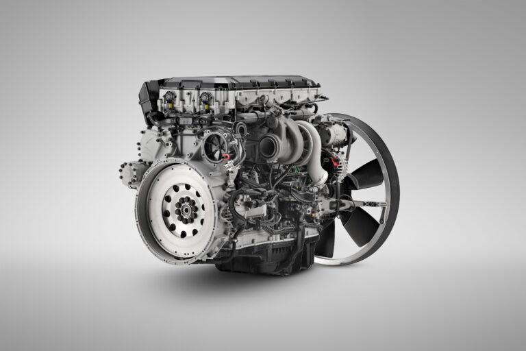 Nowy silnik Scania Super 11 – punkt odniesienia lekkości i wydajności w transporcie